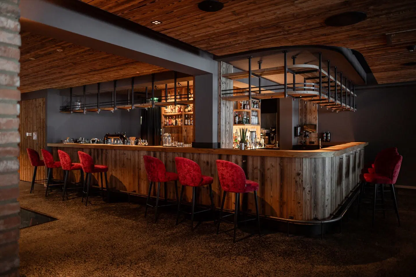 ADEA Lifestyle Suites Bar