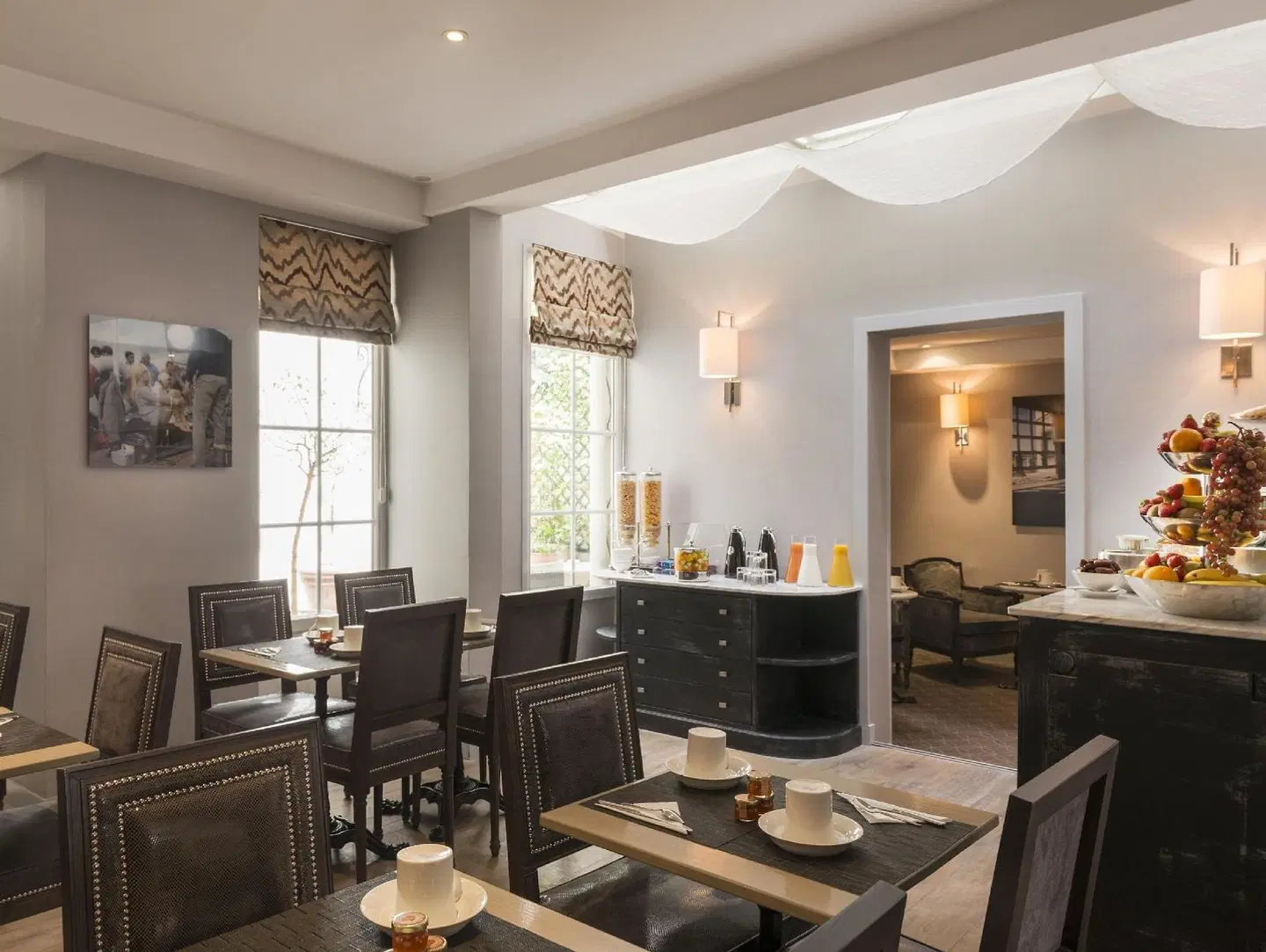 Acacias Etoile Restaurant
