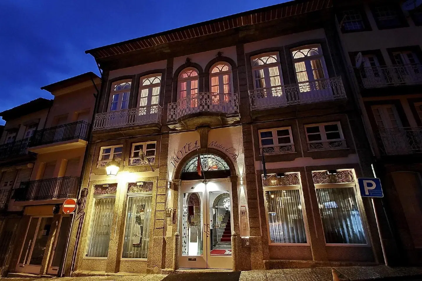 Mestre de Avis EXTERIOR