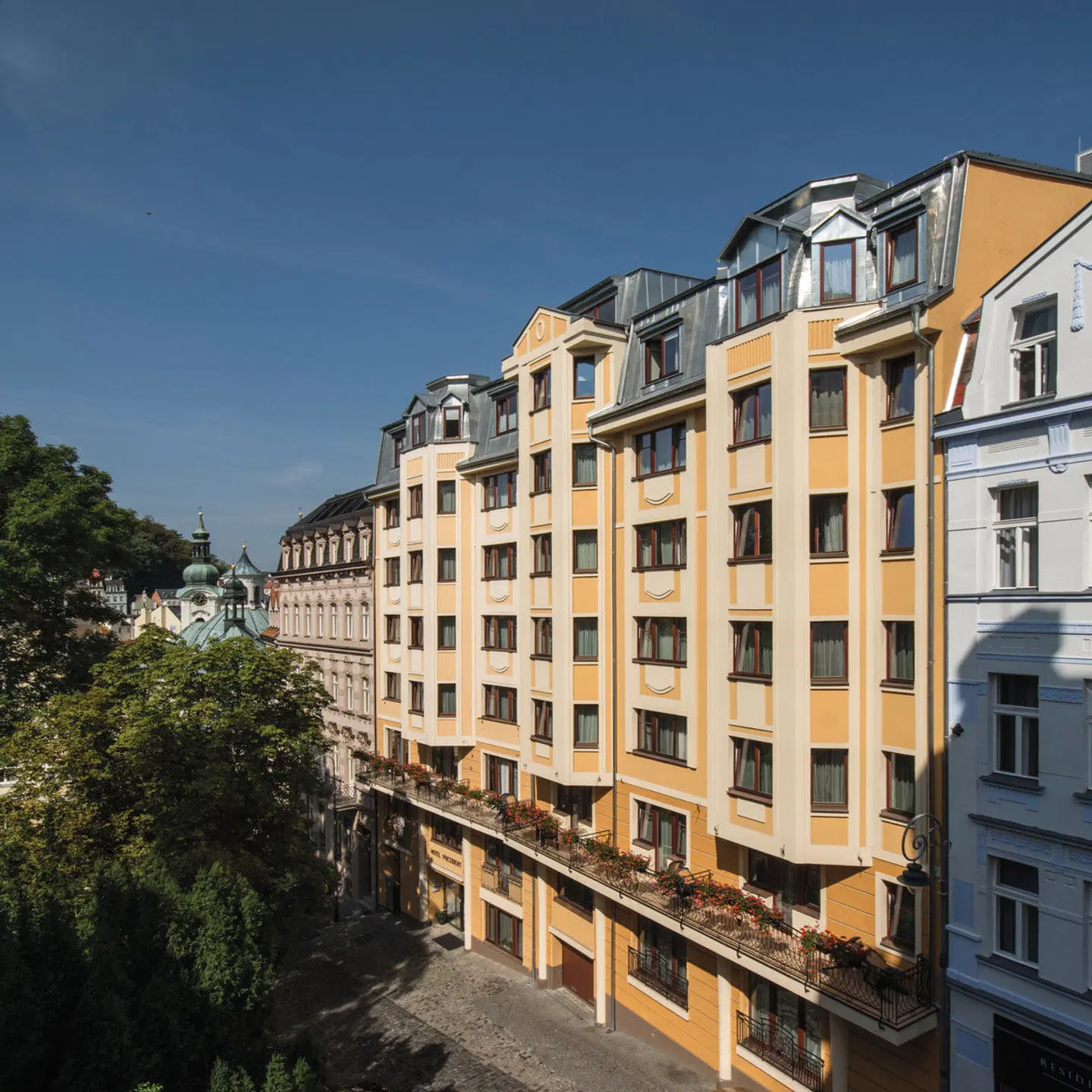 Luxury Spa & Wellness Hotel Prezident EXTERIOR