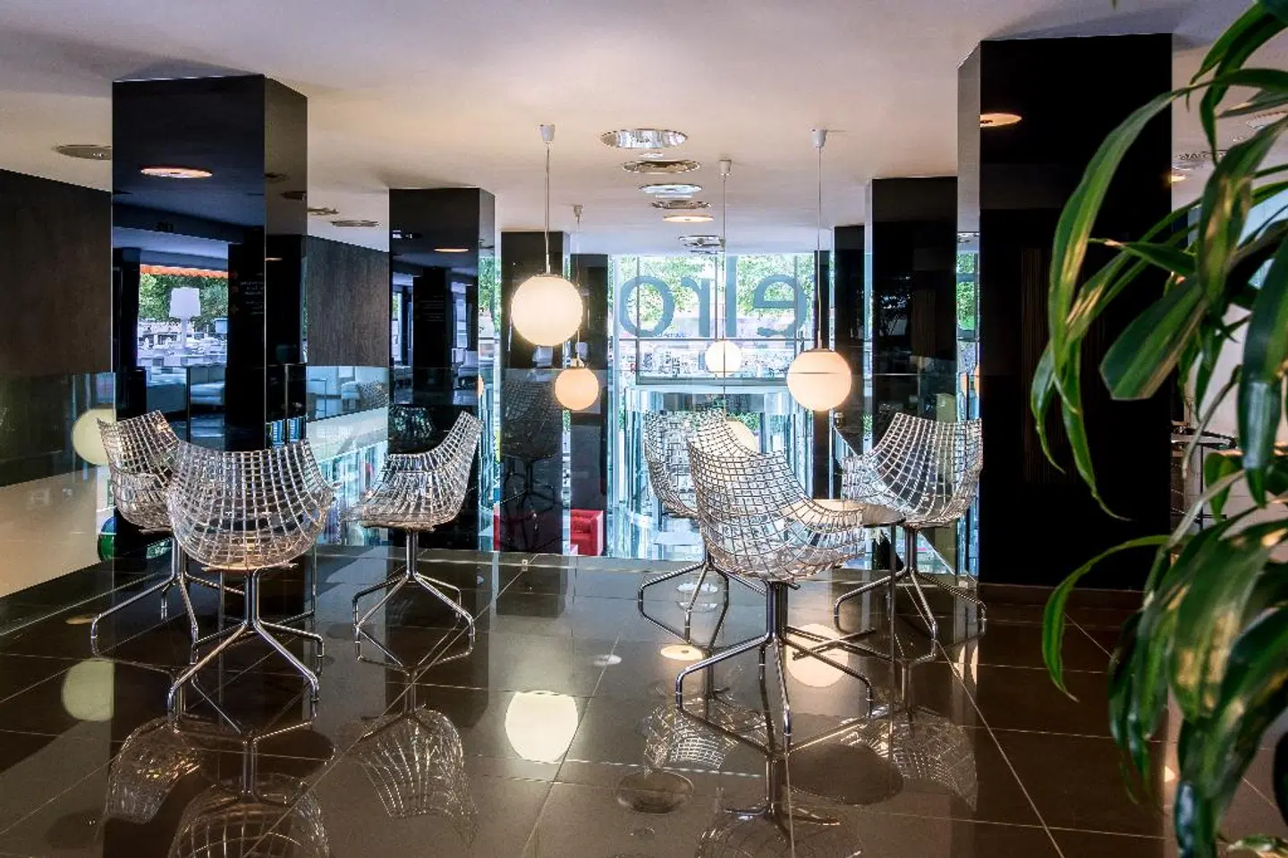 Complejo Belroy Bar