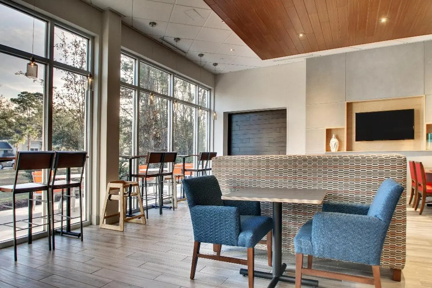 Holiday Inn Express & Suites Charleston NE Mt Pleasant US17 by IHG ROOM_EXAMPLE