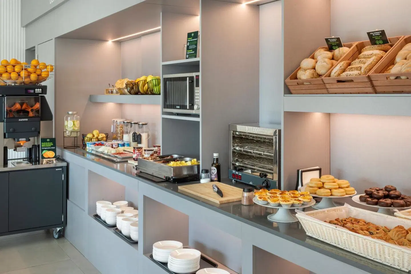B&B Hotel Guimaraes Restaurant