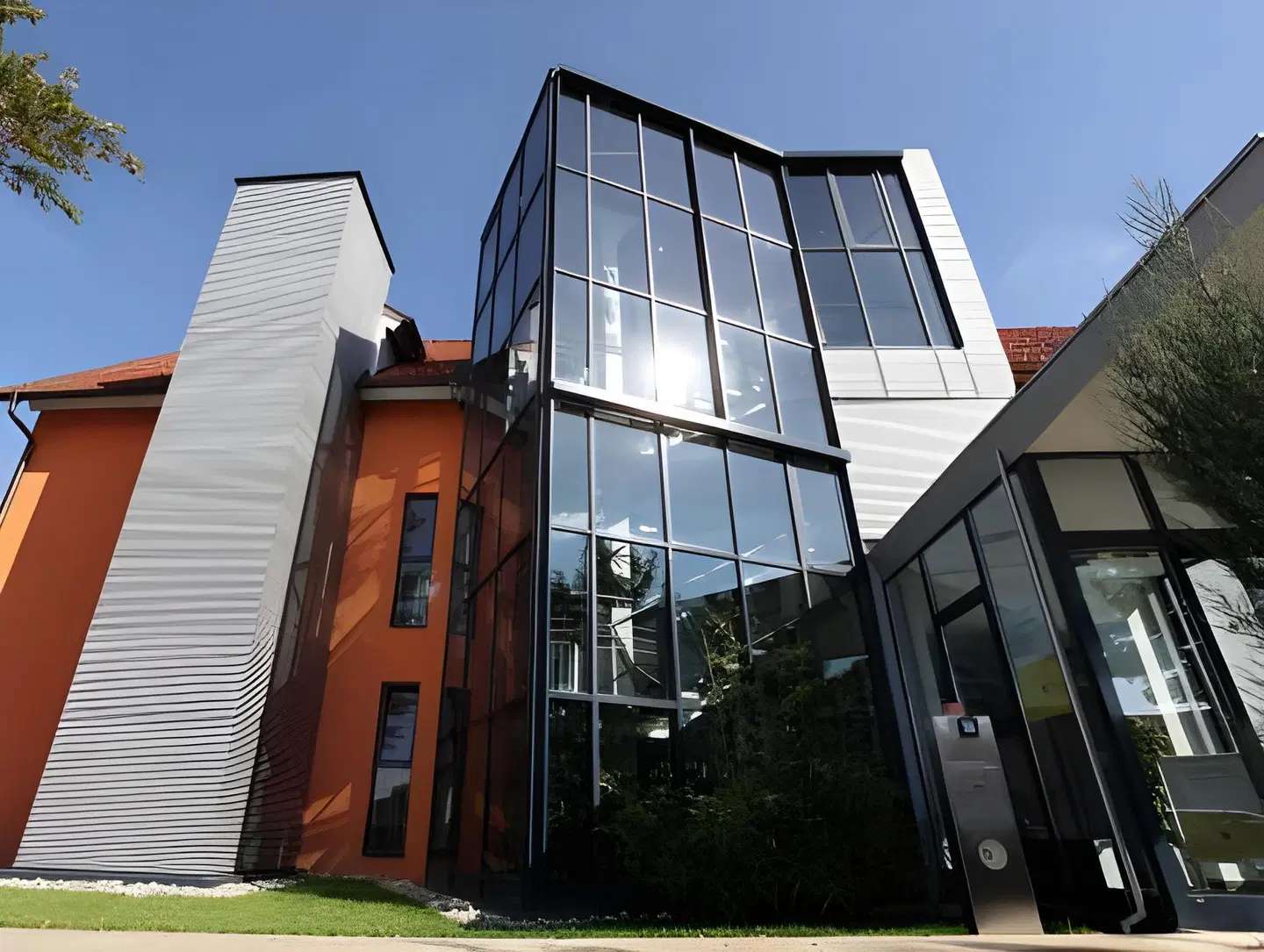 Colora EXTERIOR