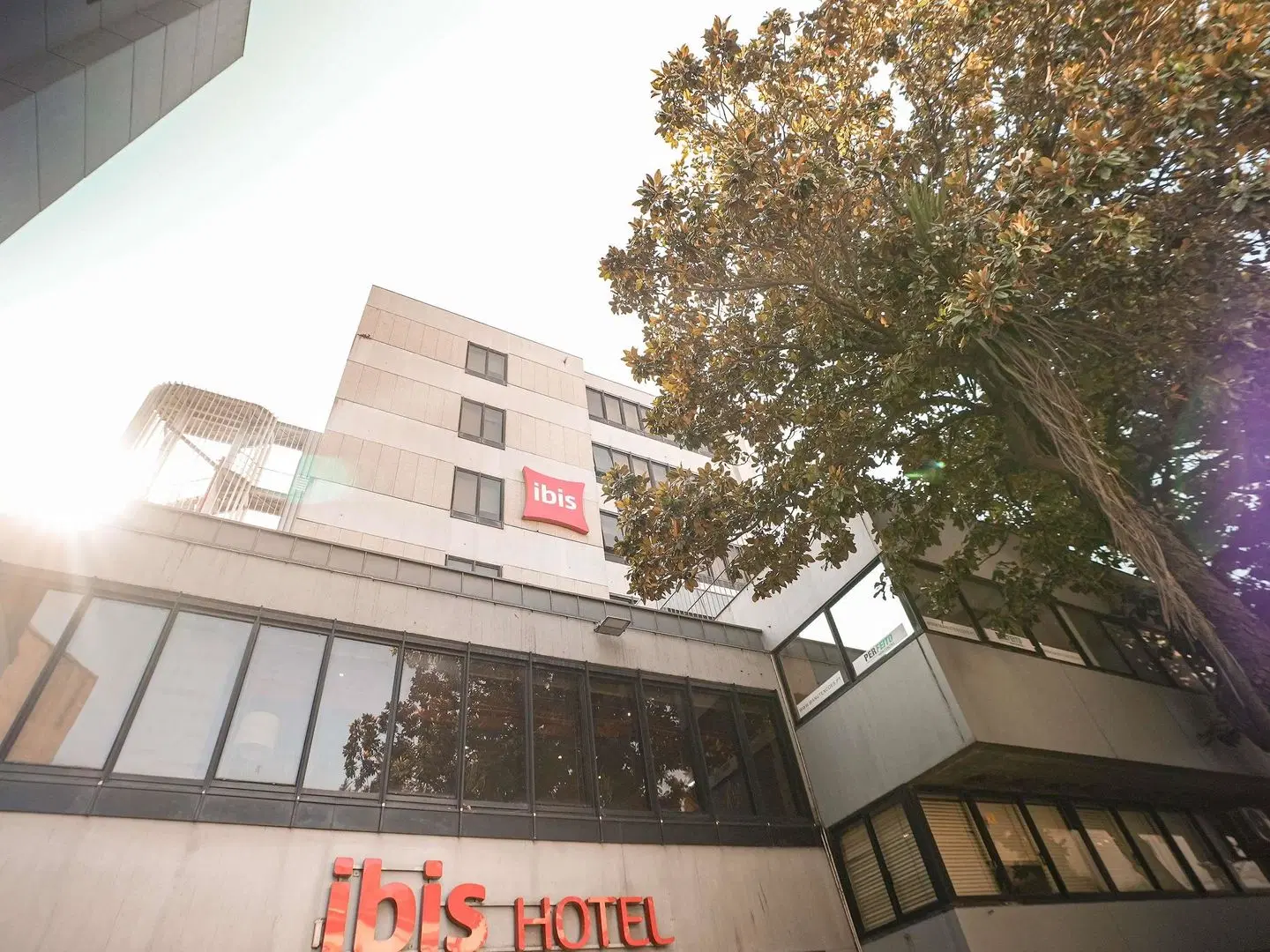 ibis Porto Centro EXTERIOR