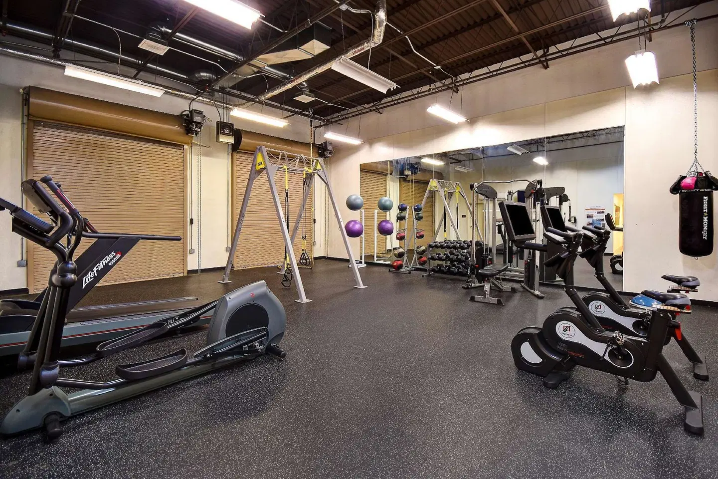 Best Western Plus - King of Prussia SPORTS_AND_LEISURE