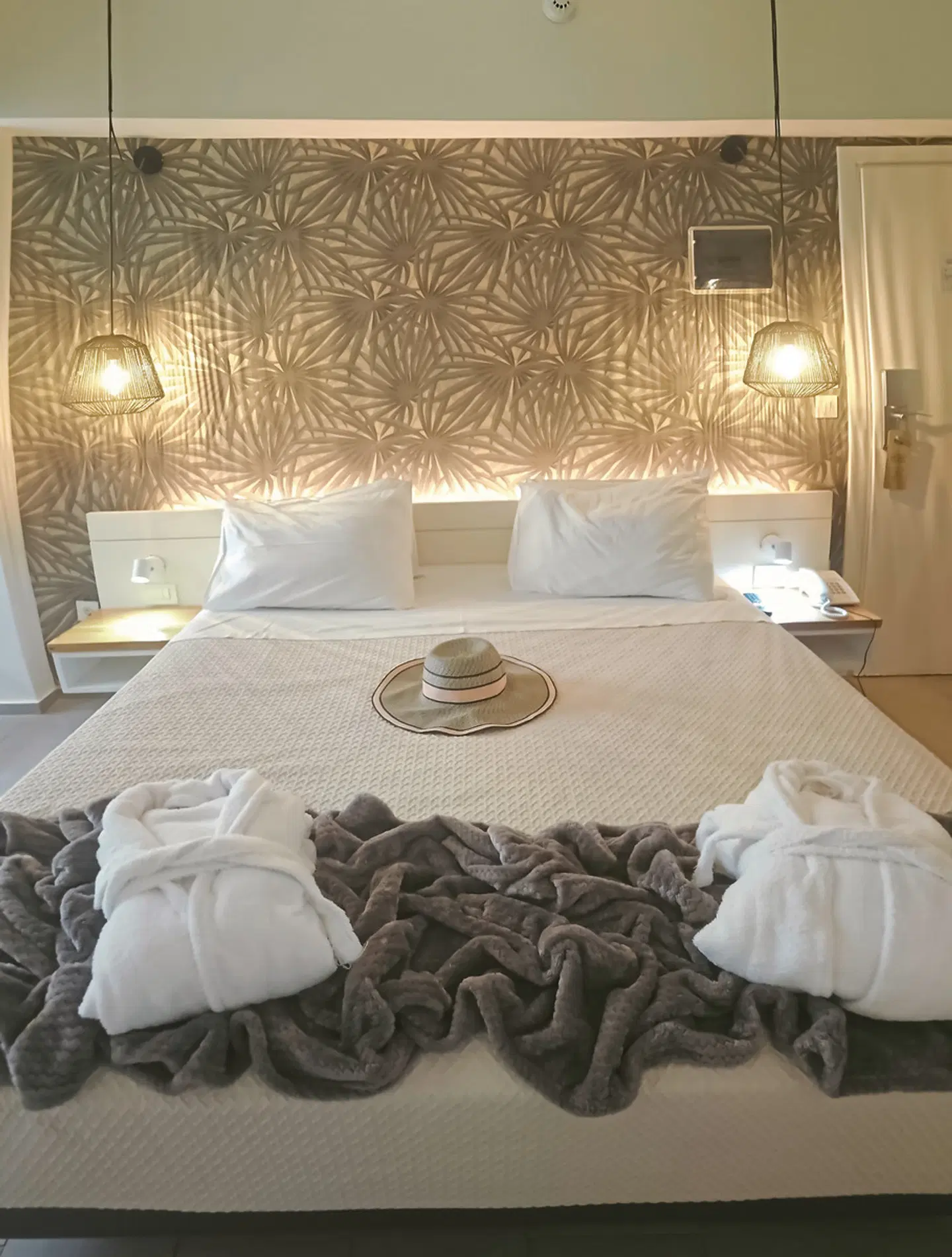 Atlantis Boutique Hotel & Spa ROOM_EXAMPLE