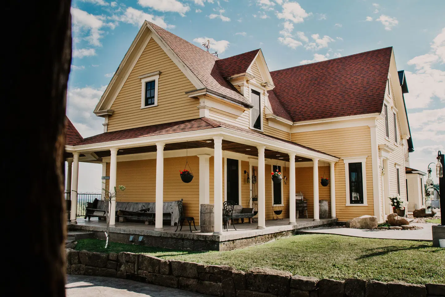 Magnetic Hill Winery and B&B EXTERIOR