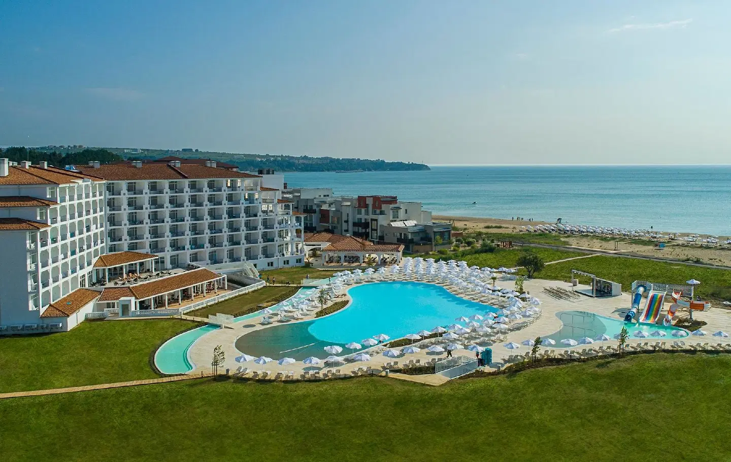 Sunrise Blue Magic Resort OUTDOOR_POOL