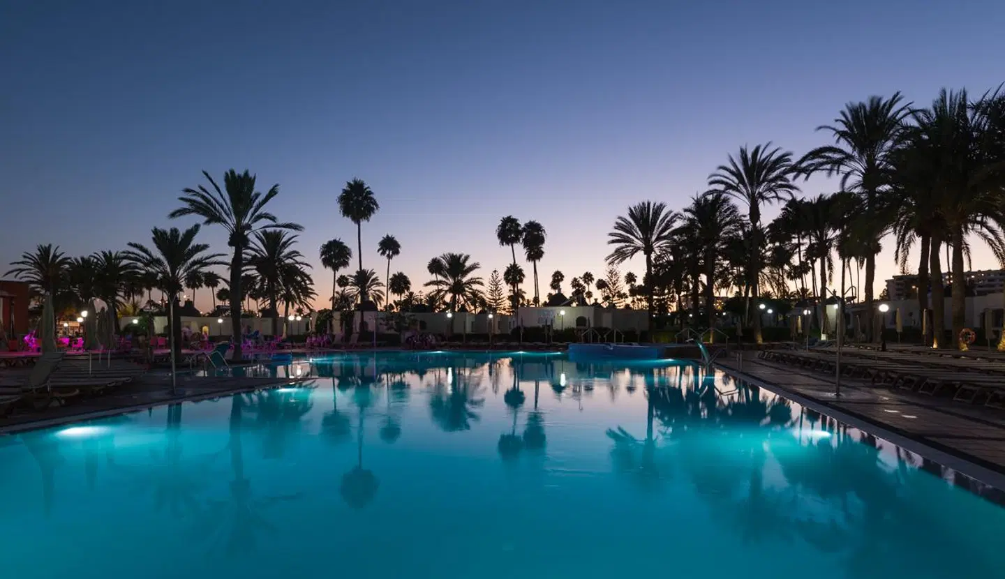 HD Parque Cristóbal Gran Canaria OUTDOOR_POOL