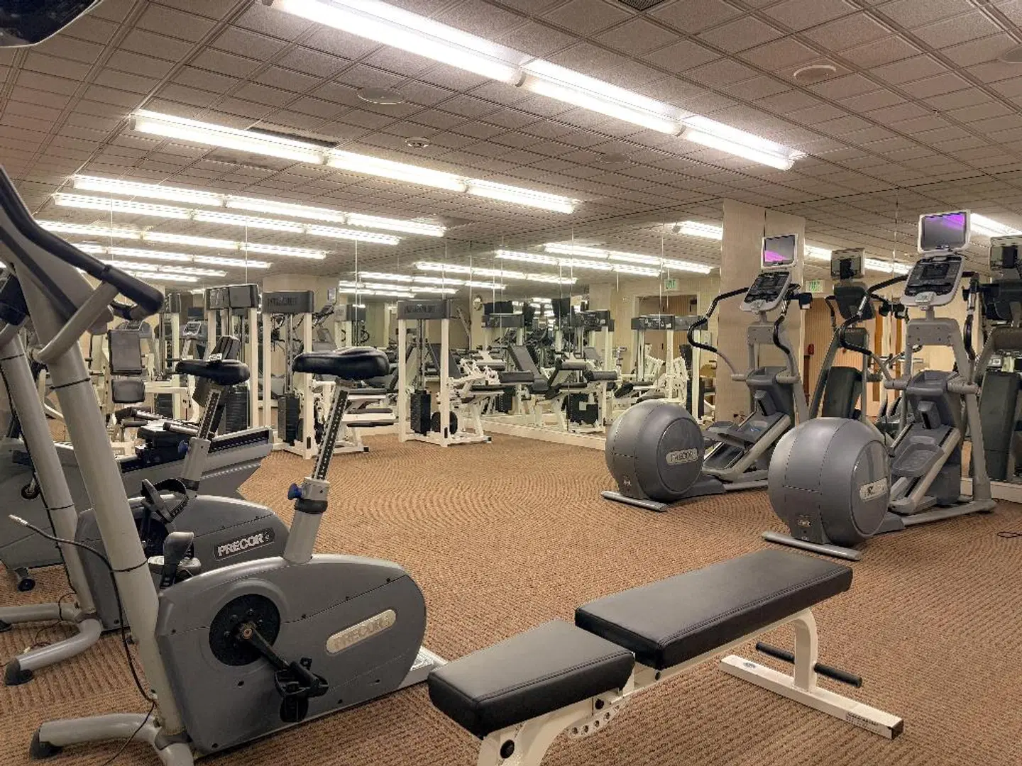 InterContinental Mark Hopkins SPORTS_AND_LEISURE