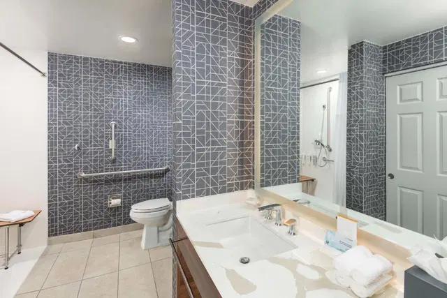 Homewood Suites by Hilton New Orleans Badezimmer