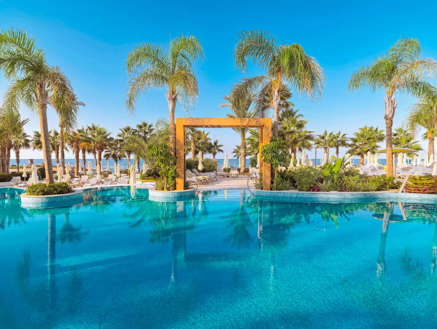 Olympic Lagoon Resort Paphos OUTDOOR_POOL