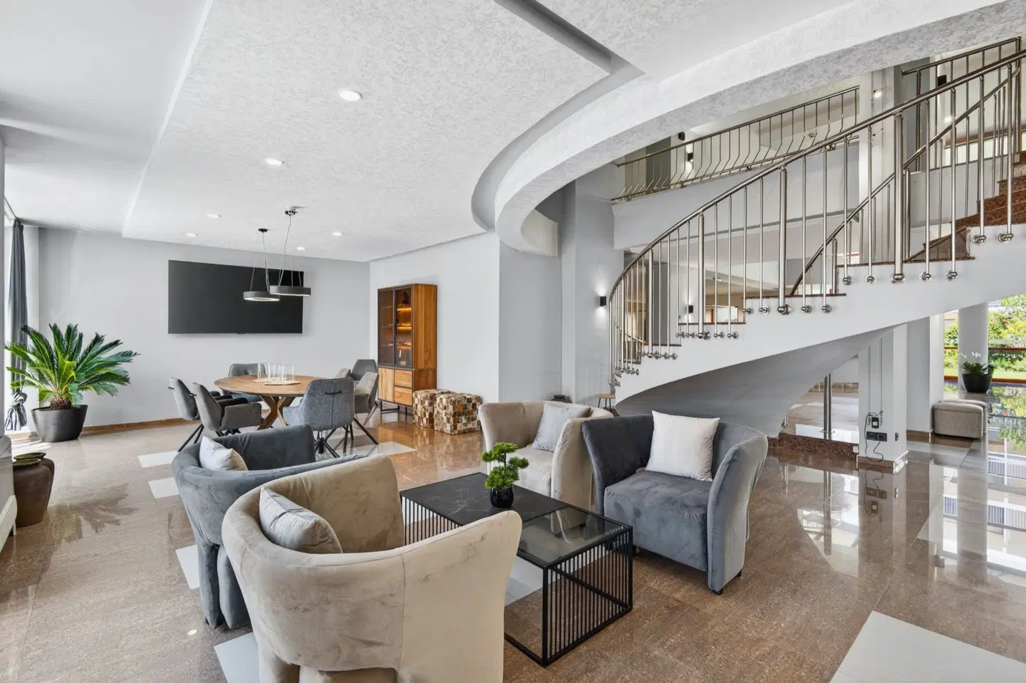 Longosa LOUNGE_LOBBY