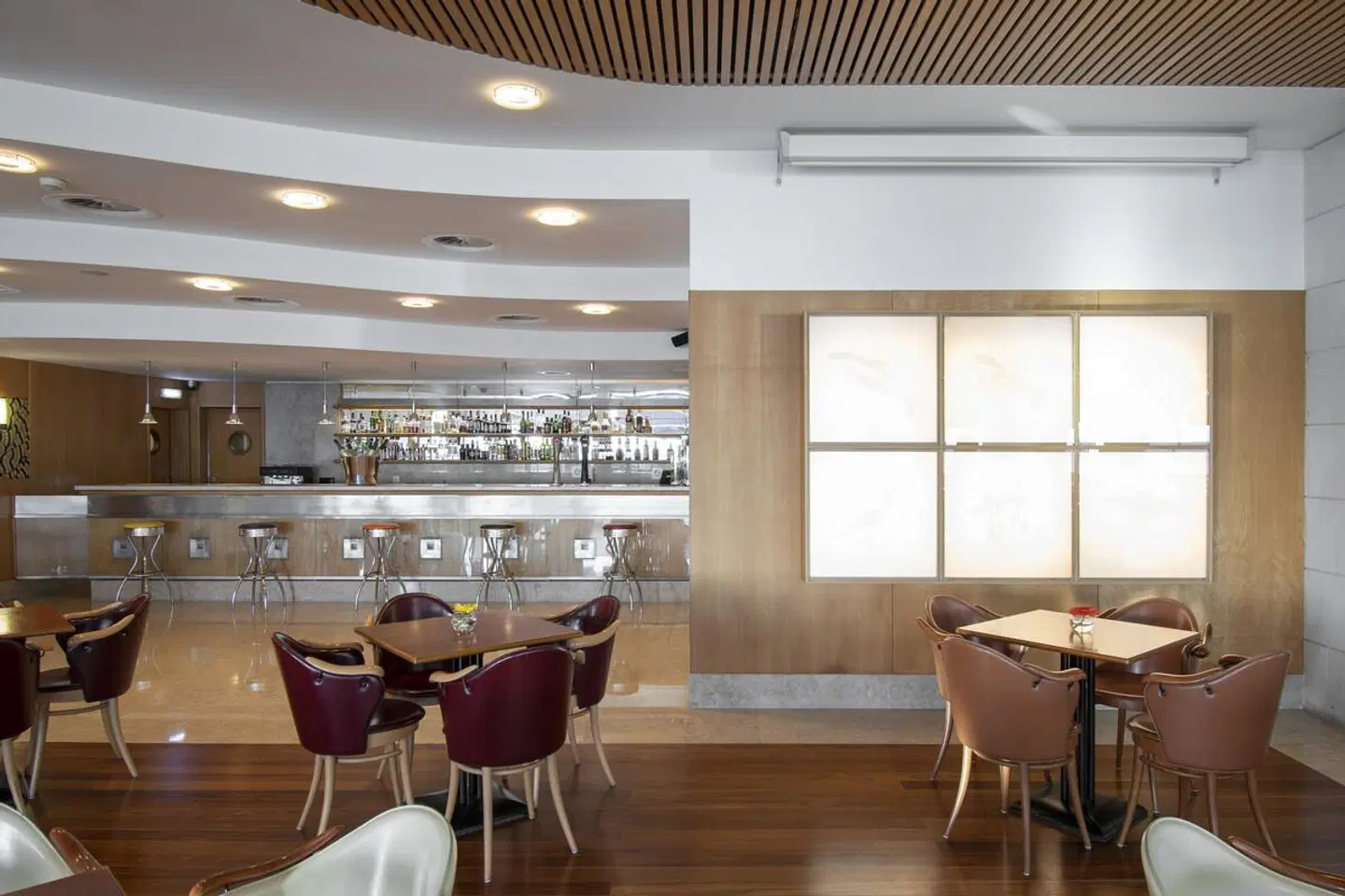 SANA Sesimbra Hotel Bar