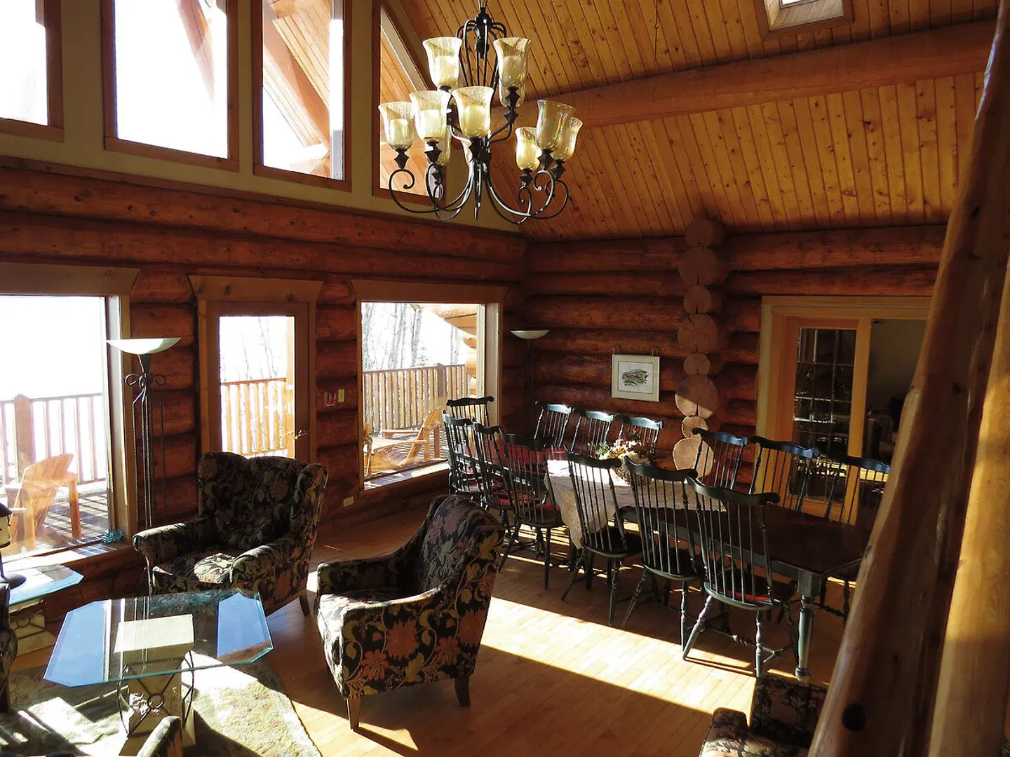 Inn on the Lake Bar