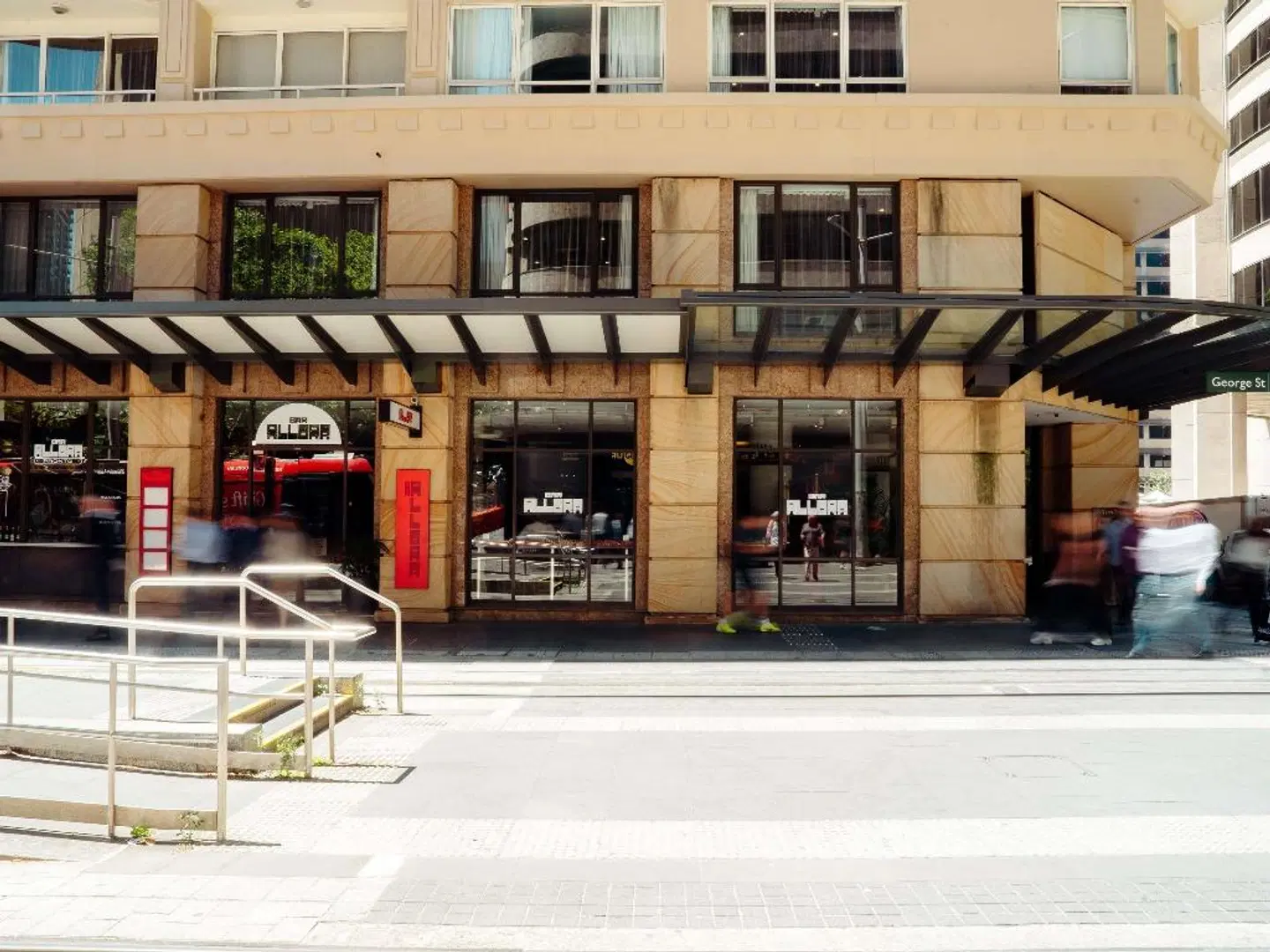 Mantra 2 Bond Street EXTERIOR