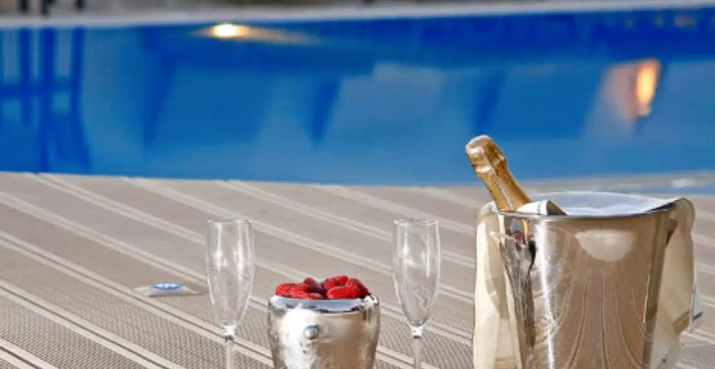 Thera Mare Terrasse