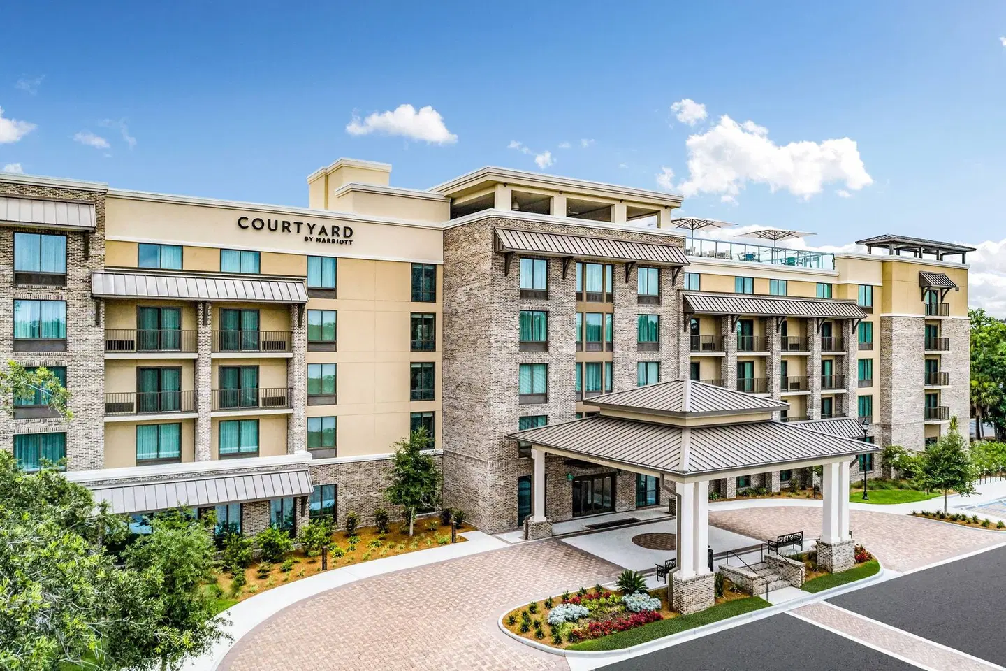 Courtyard by Marriott Hilton Head Island EXTERIOR