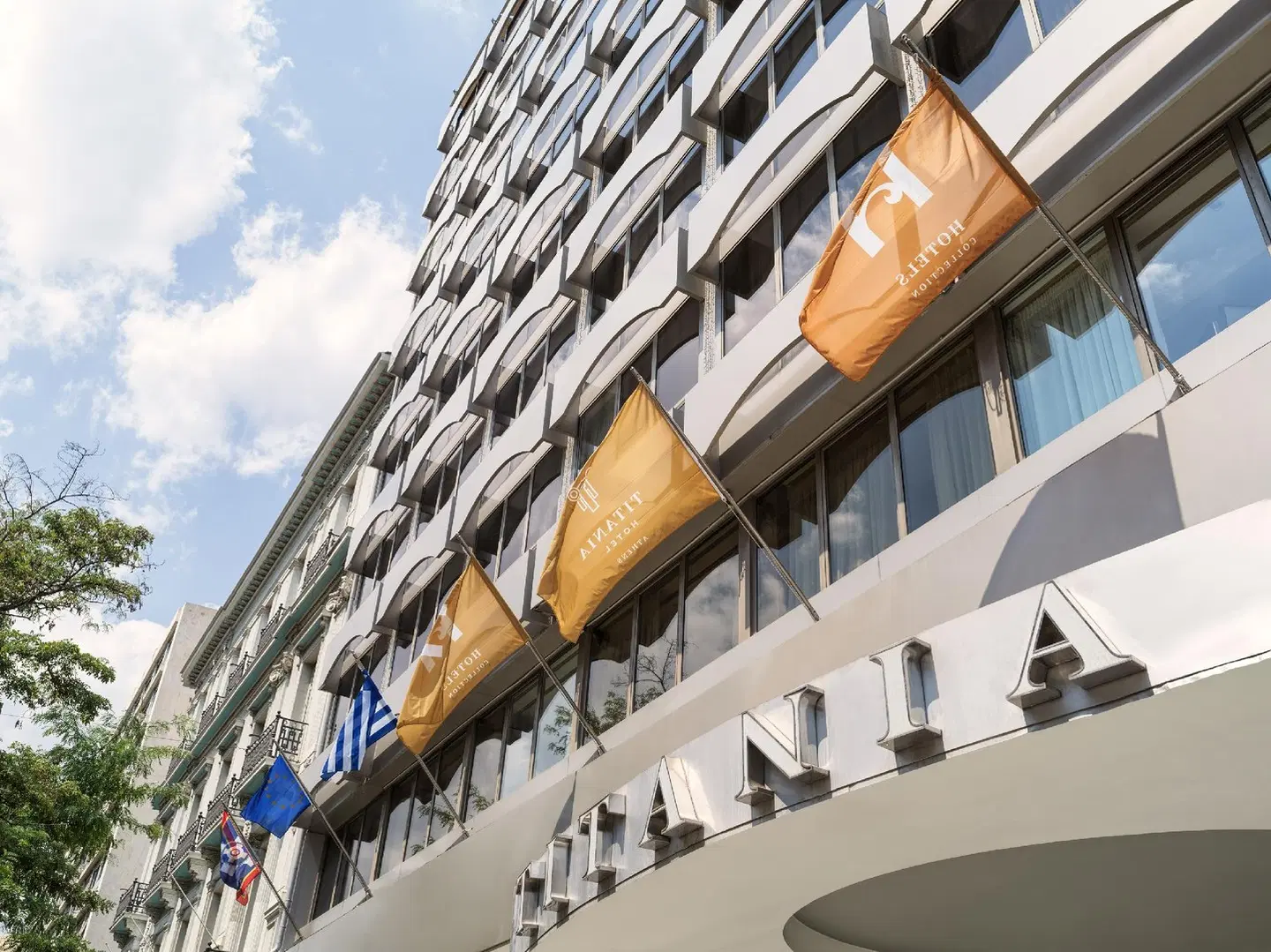 Titania Hotel EXTERIOR