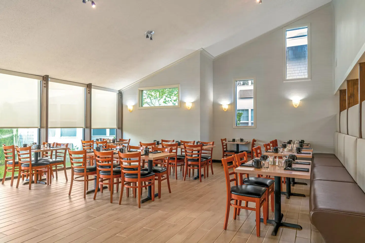 Holiday Inn Cape Cod - Hyannis Restaurant