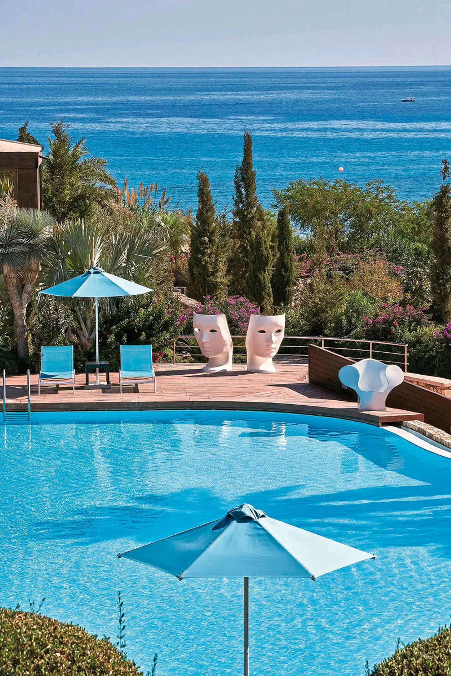 Aquagrand Artistic Luxury Beach Resort OUTDOOR_POOL