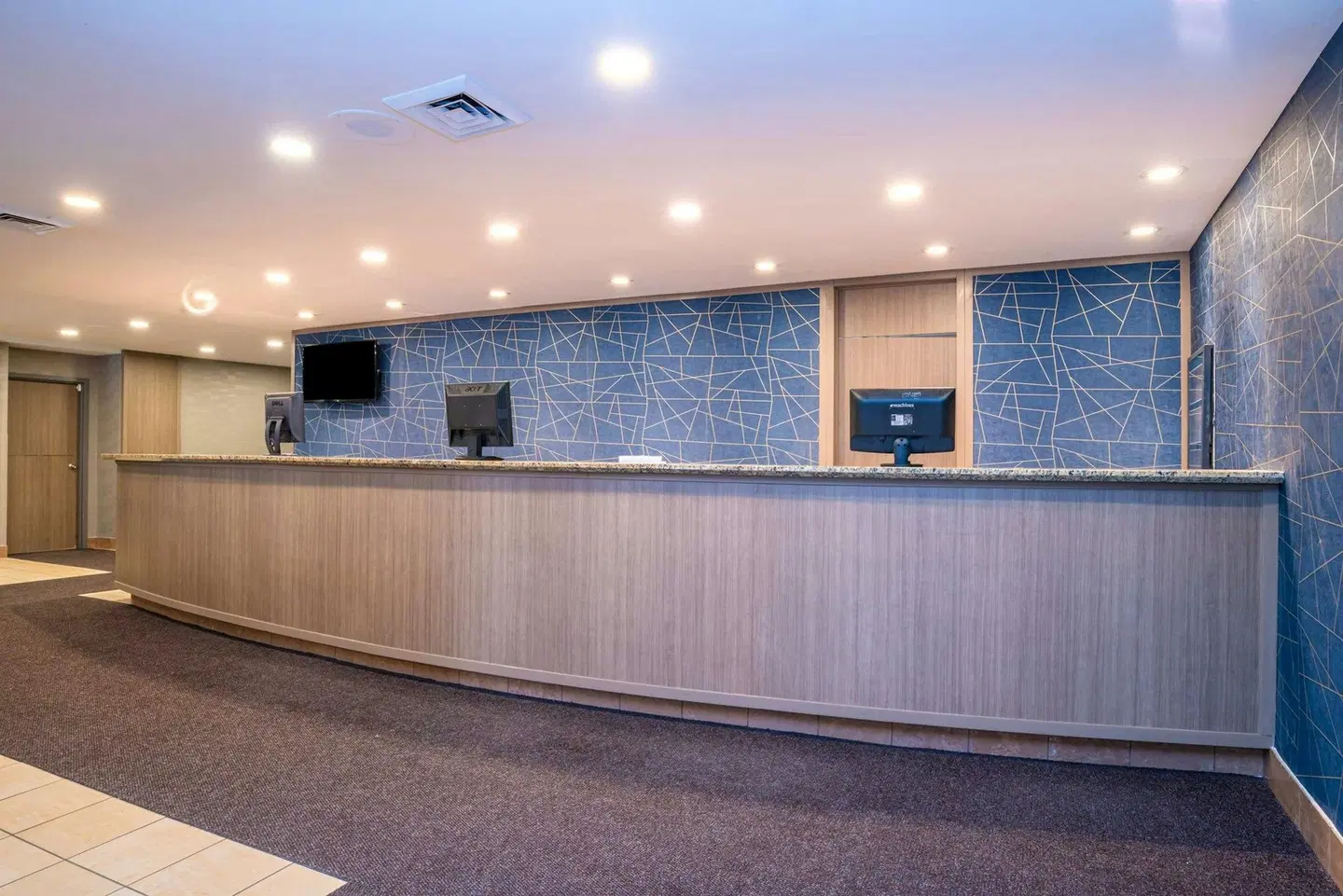 Sandman Hotel Montréal - Longueuil LOUNGE_LOBBY