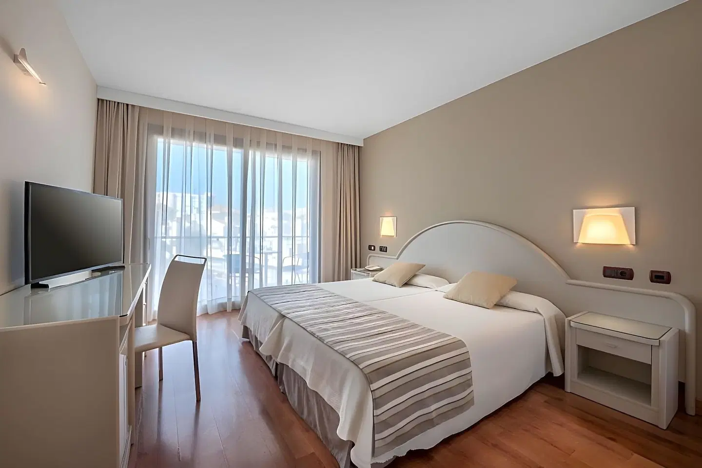 VIK Gran Hotel Costa del Sol ROOM_EXAMPLE
