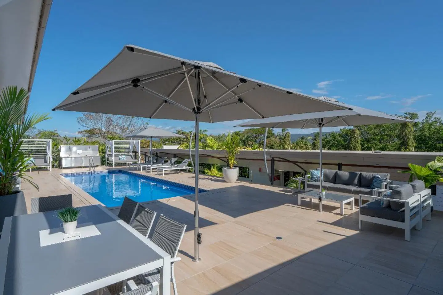 Saltwater Luxury Apartments Terrasse
