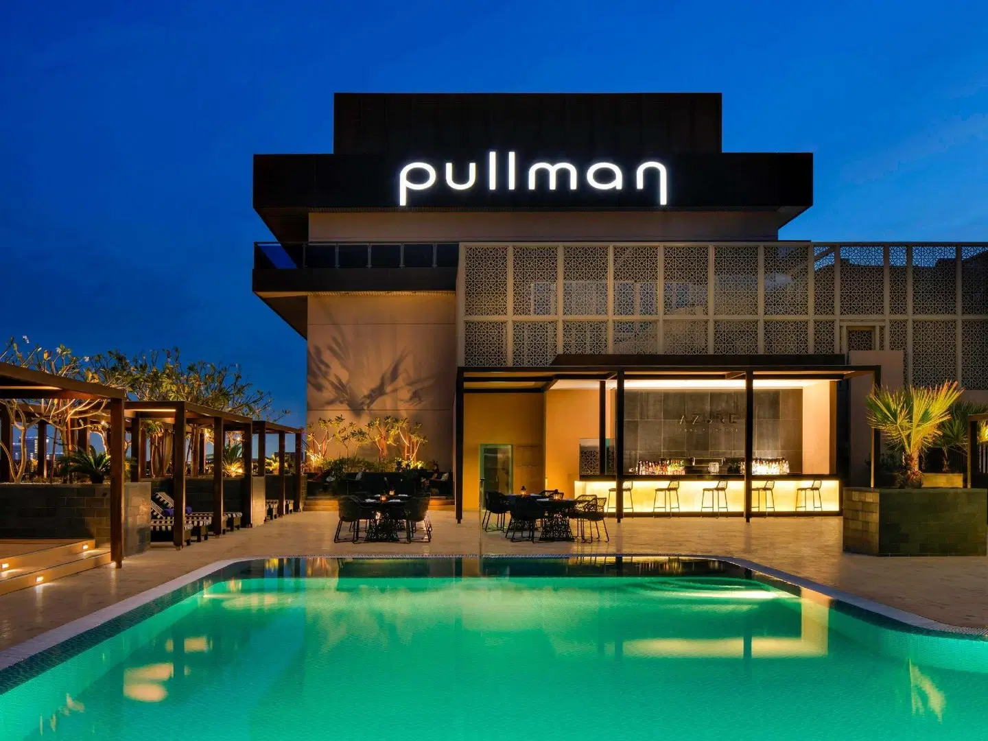 Pullman Dubai Creek City Centre Hotel EXTERIOR