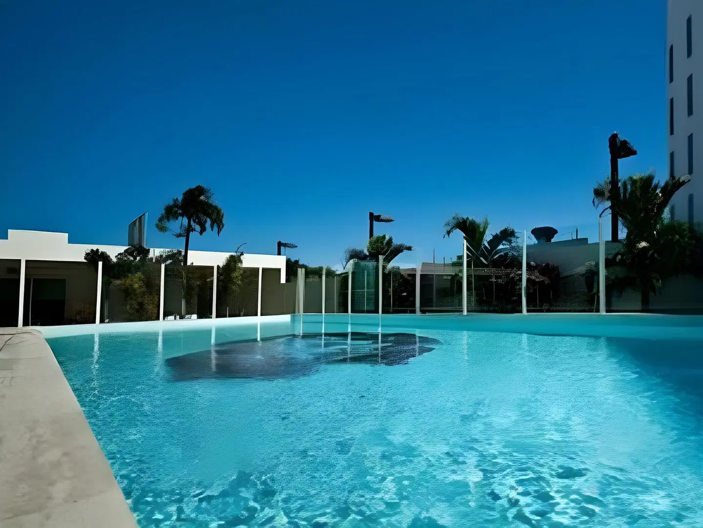 Lanai Riverside Apartments OUTDOOR_POOL