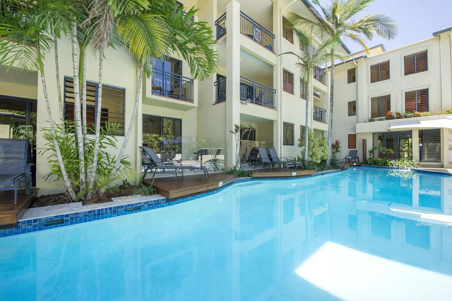 Meridian at Port Douglas OUTDOOR_POOL