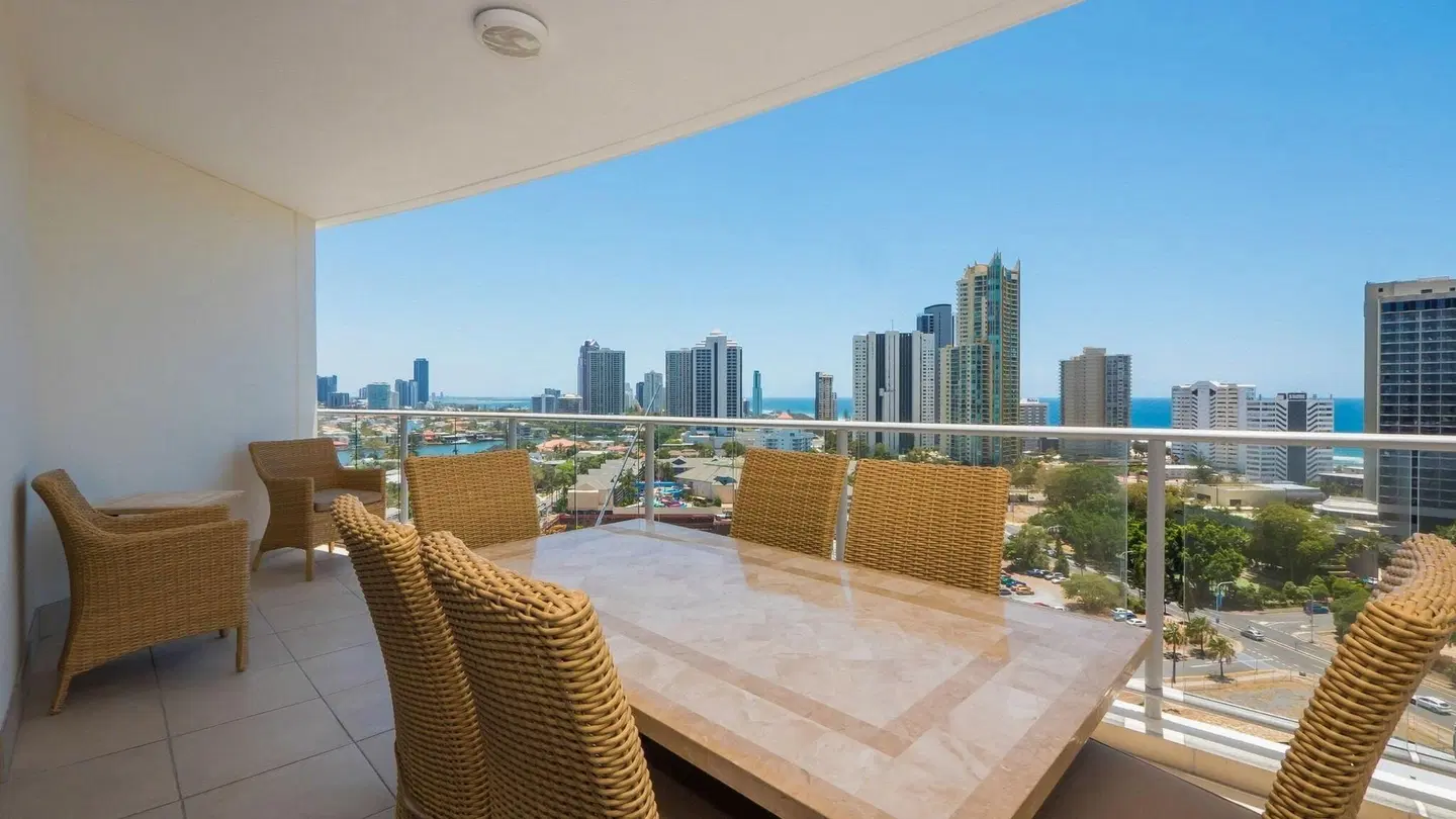 Trilogy Surfers Paradise Terrasse
