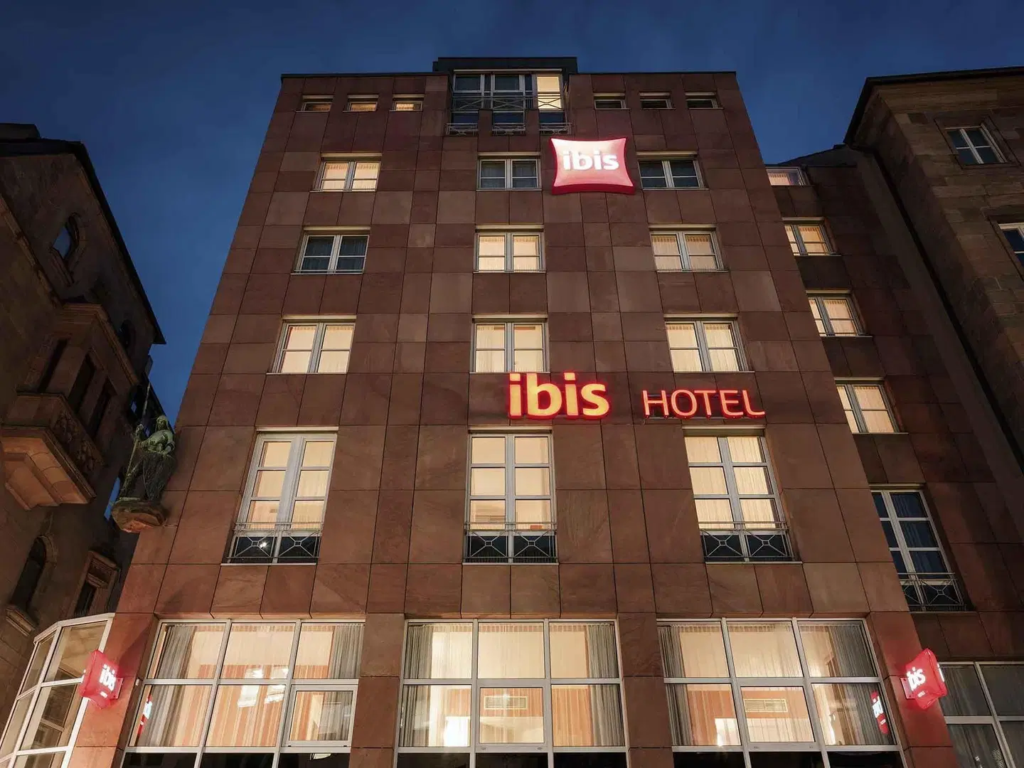 ibis Nuernberg Altstadt Hotel EXTERIOR