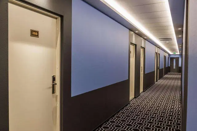 Corner ROOM_EXAMPLE