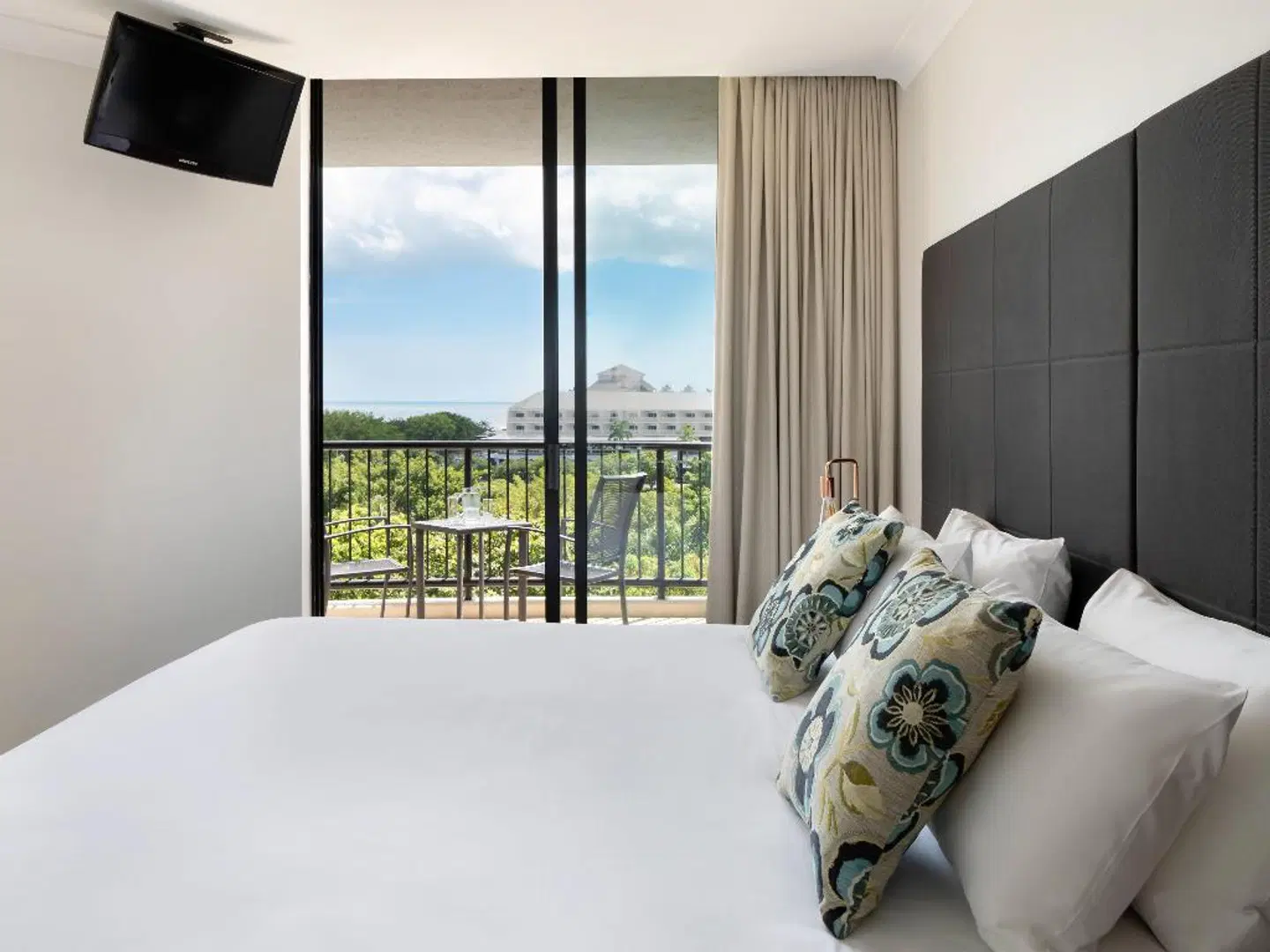Mantra Esplanade ROOM_EXAMPLE