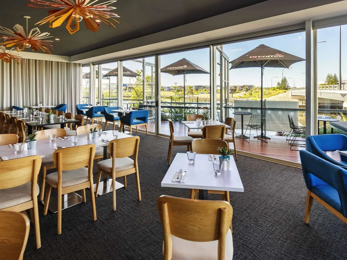 Mercure Sunshine Coast Kawana Waters Restaurant