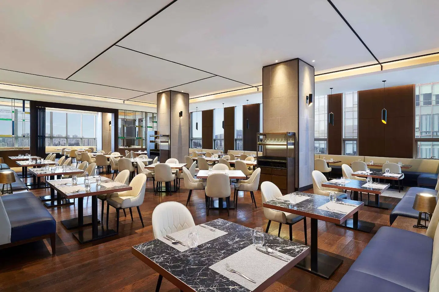 Four Points by Sheraton Seoul, Namsan Restaurant
