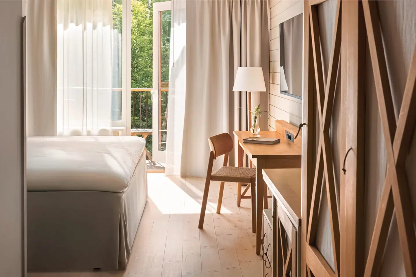 Hotel J ROOM_EXAMPLE