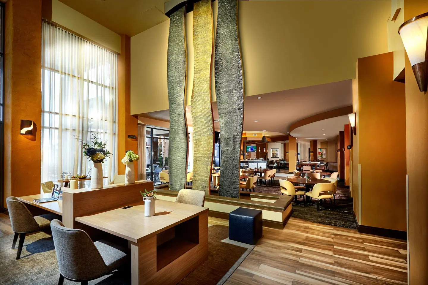 Embassy Suites by Hilton Phoenix - Scottsdale LOUNGE_LOBBY