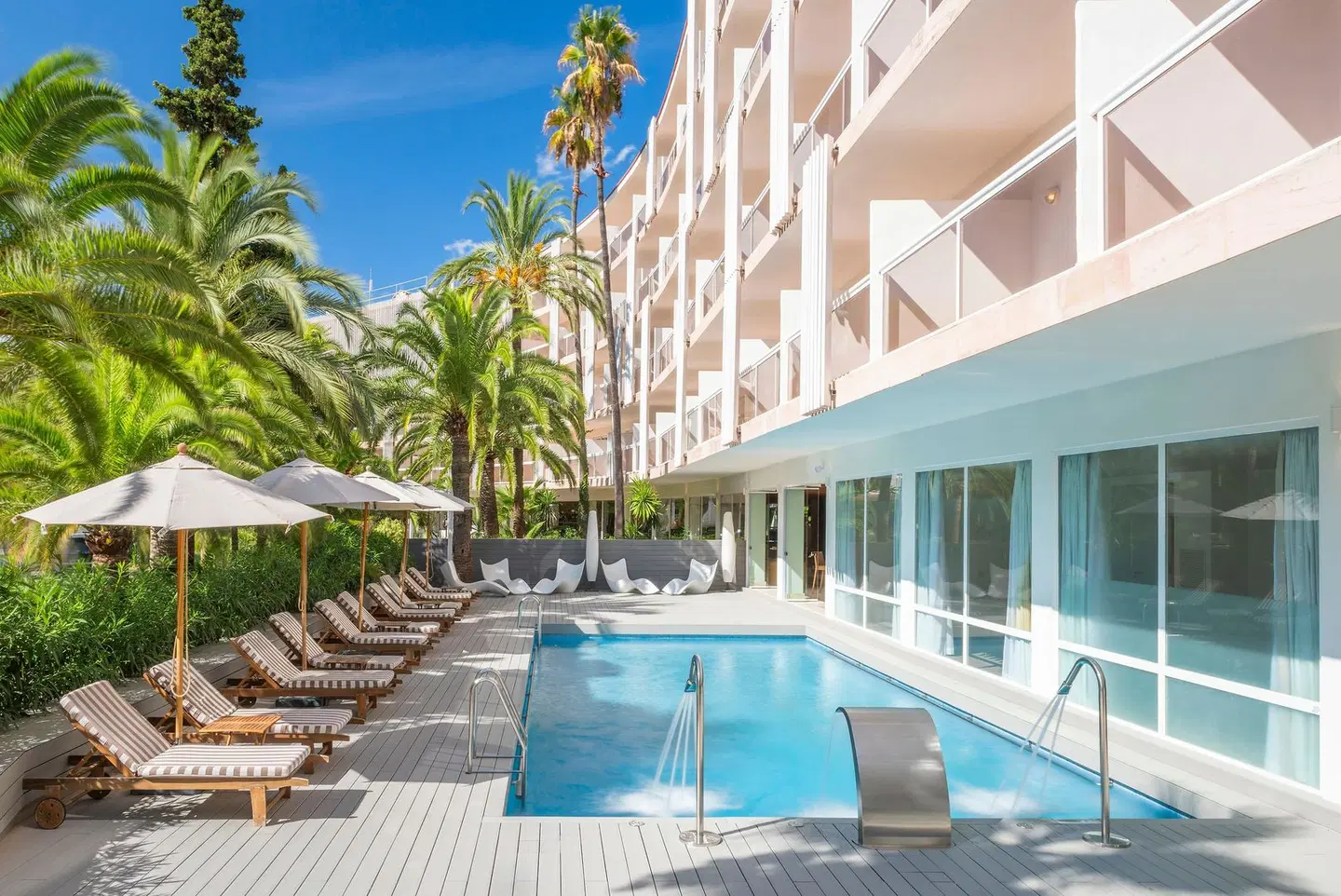 Zel Mallorca OUTDOOR_POOL