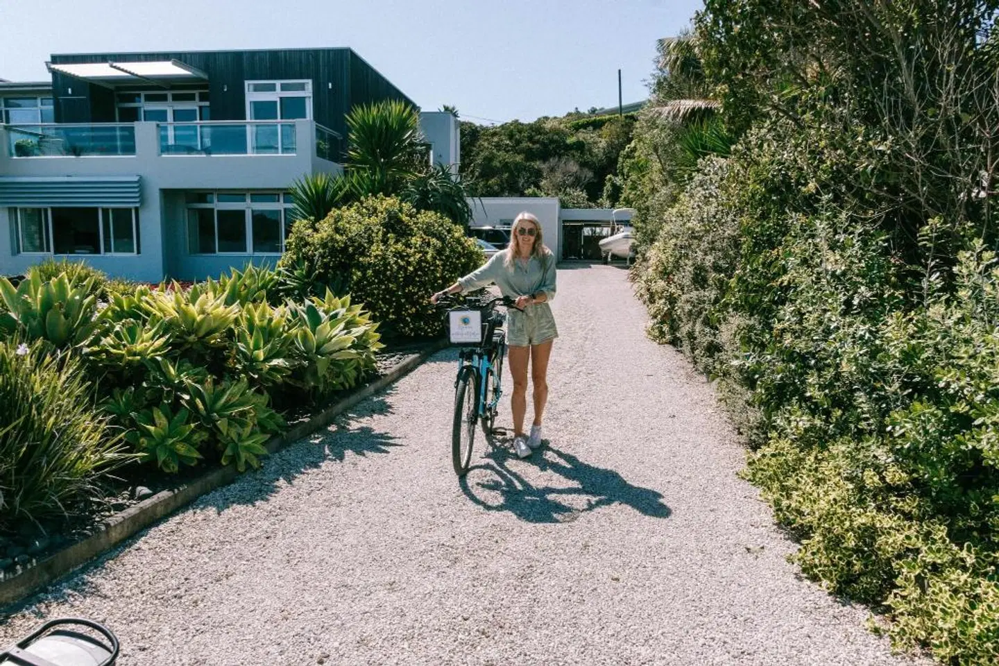 Breakfast On The Beach Lodge SPORTS_AND_LEISURE