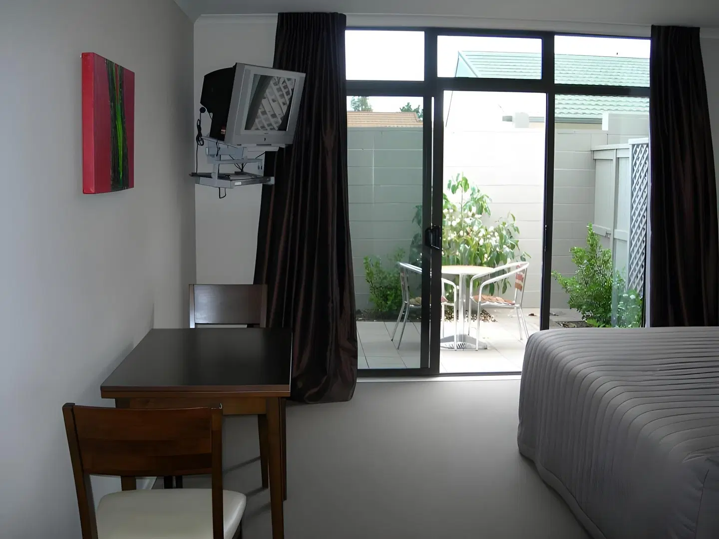 Alpine Lake Motor Lodge ROOM_EXAMPLE