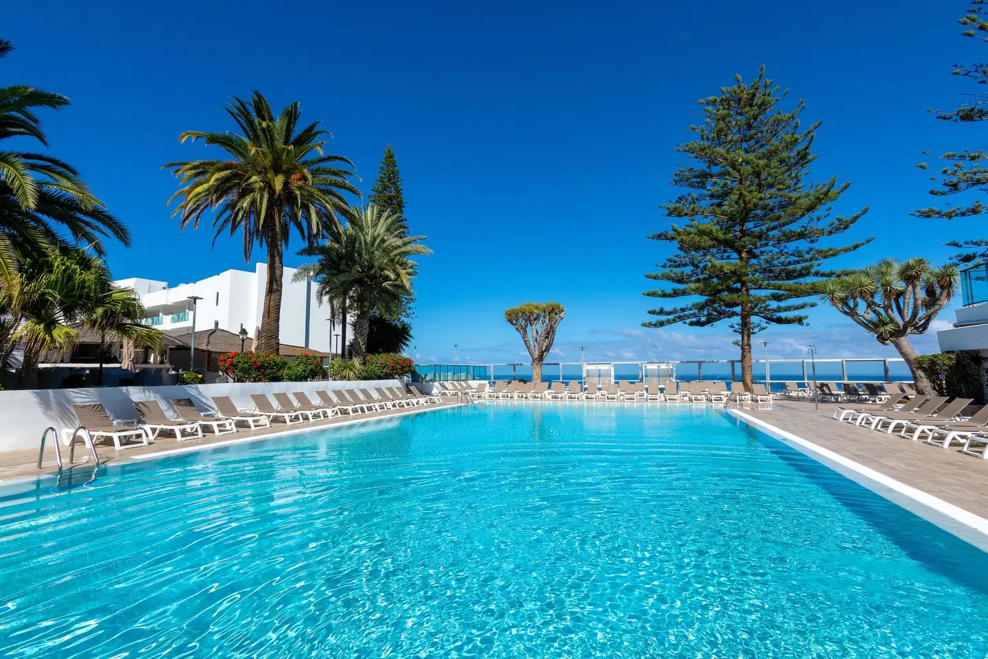 Best Semiramis OUTDOOR_POOL