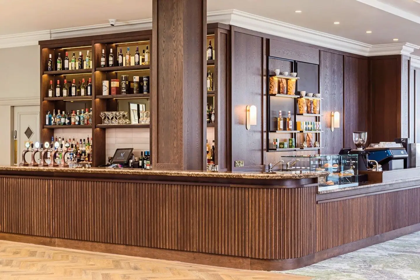 Hotel Killarney Bar
