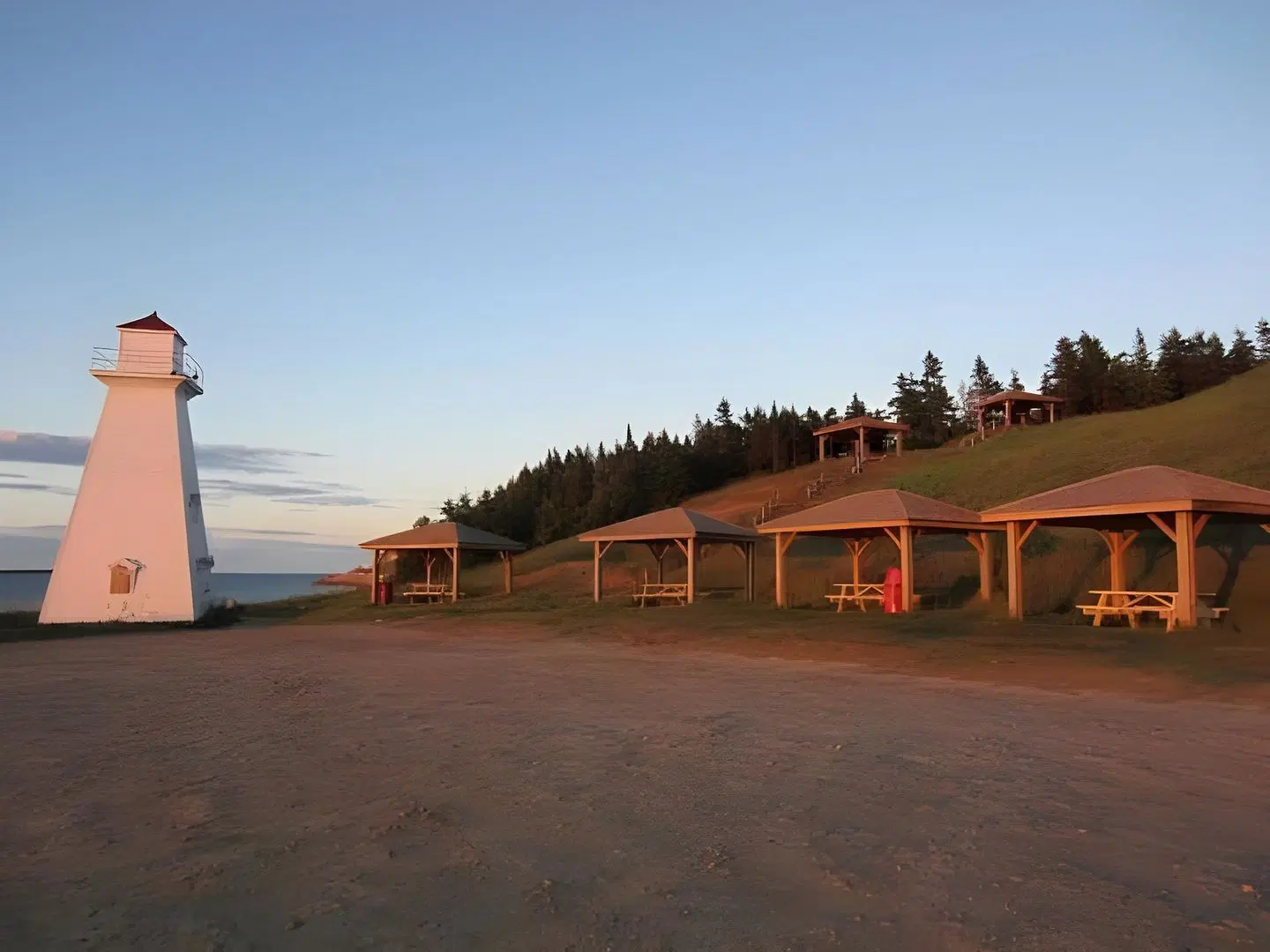 Super 8 by Wyndham Caraquet LANDSCAPE