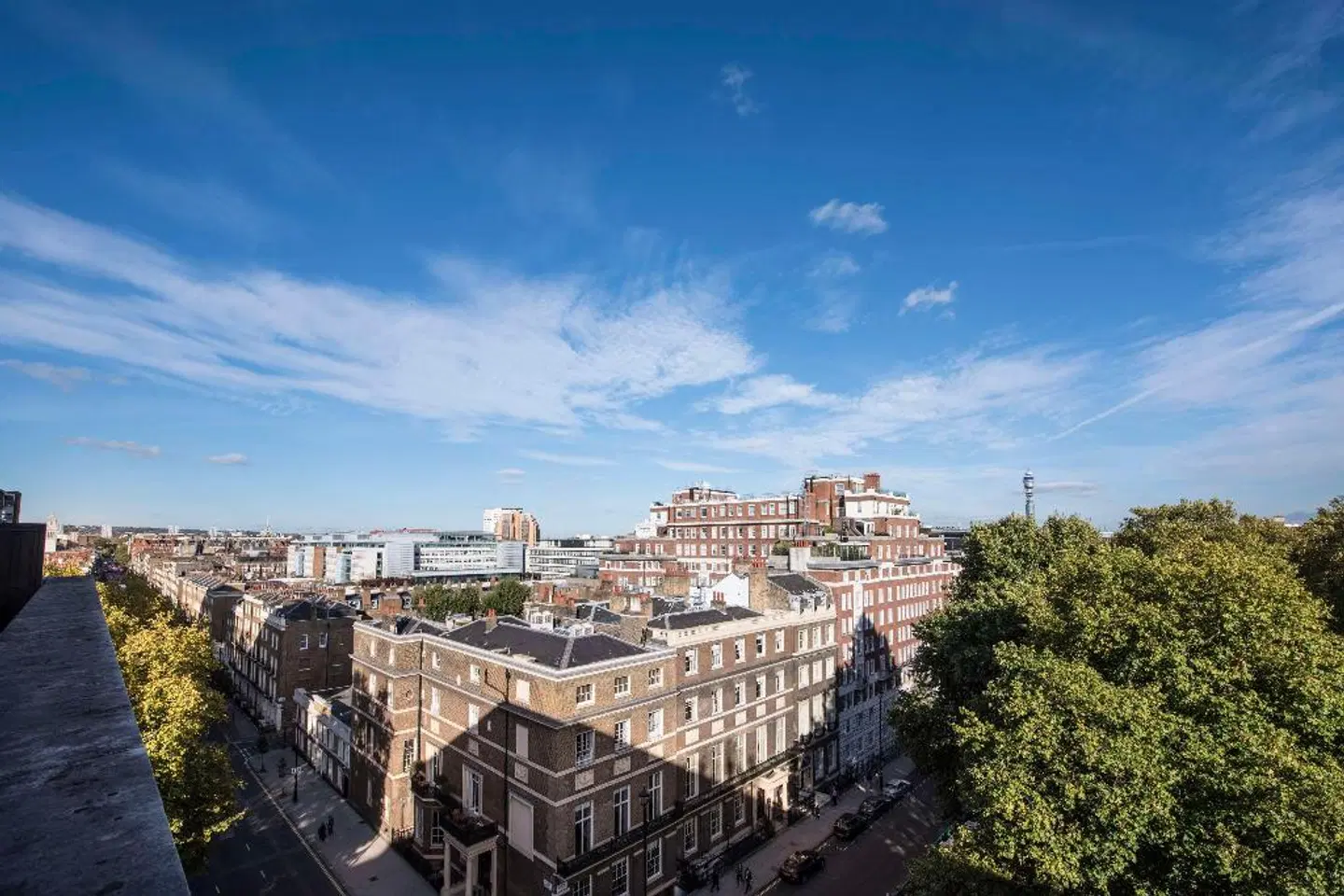 Hyatt Regency London - The Churchill Terrasse