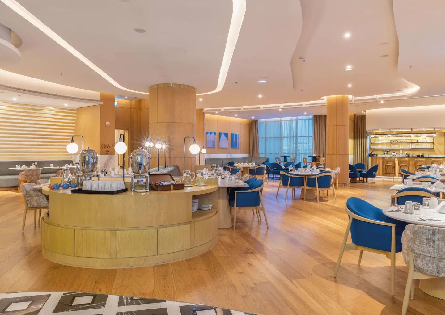 Embassy Suites by Hilton Doha Old Town Restaurant