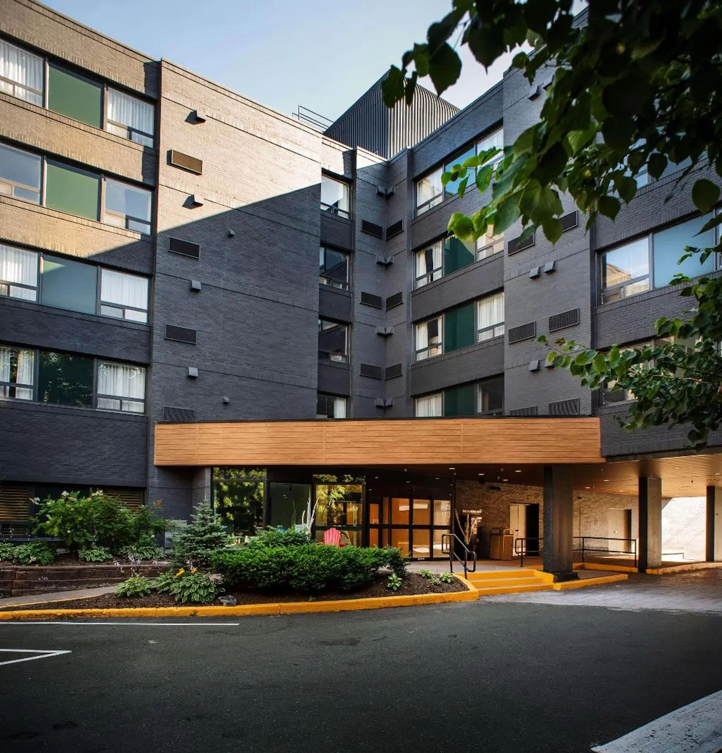 DoubleTree by Hilton St. John's Harbourview EXTERIOR