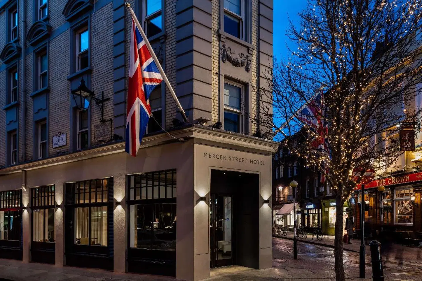 Radisson Blu Edwardian Mercer Street Hotel EXTERIOR